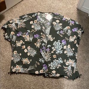Floral Kimono, size small, New